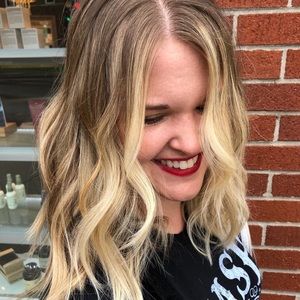 Meet your Posher, Amanda